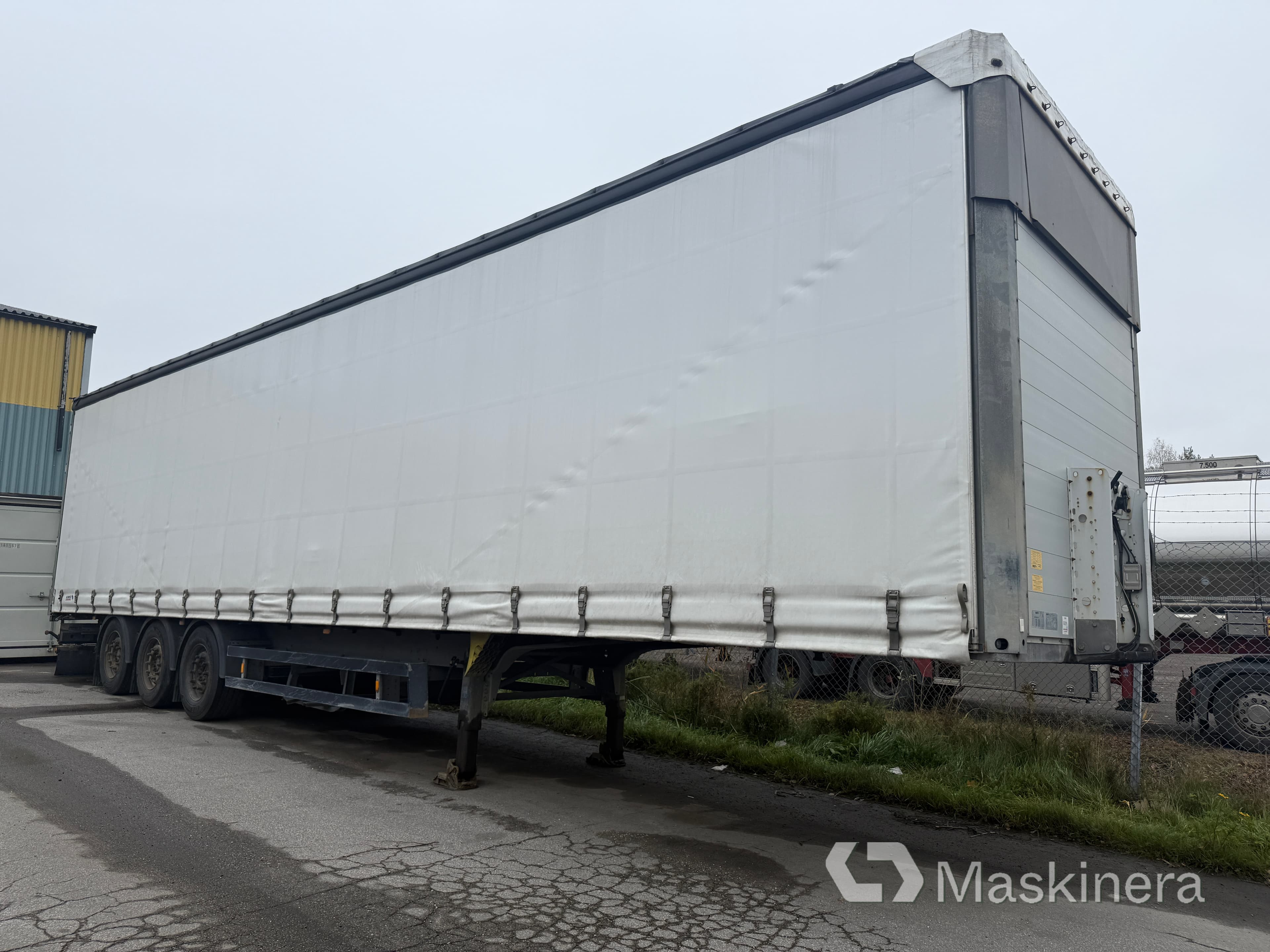 Gardintrailer Schmitz S01