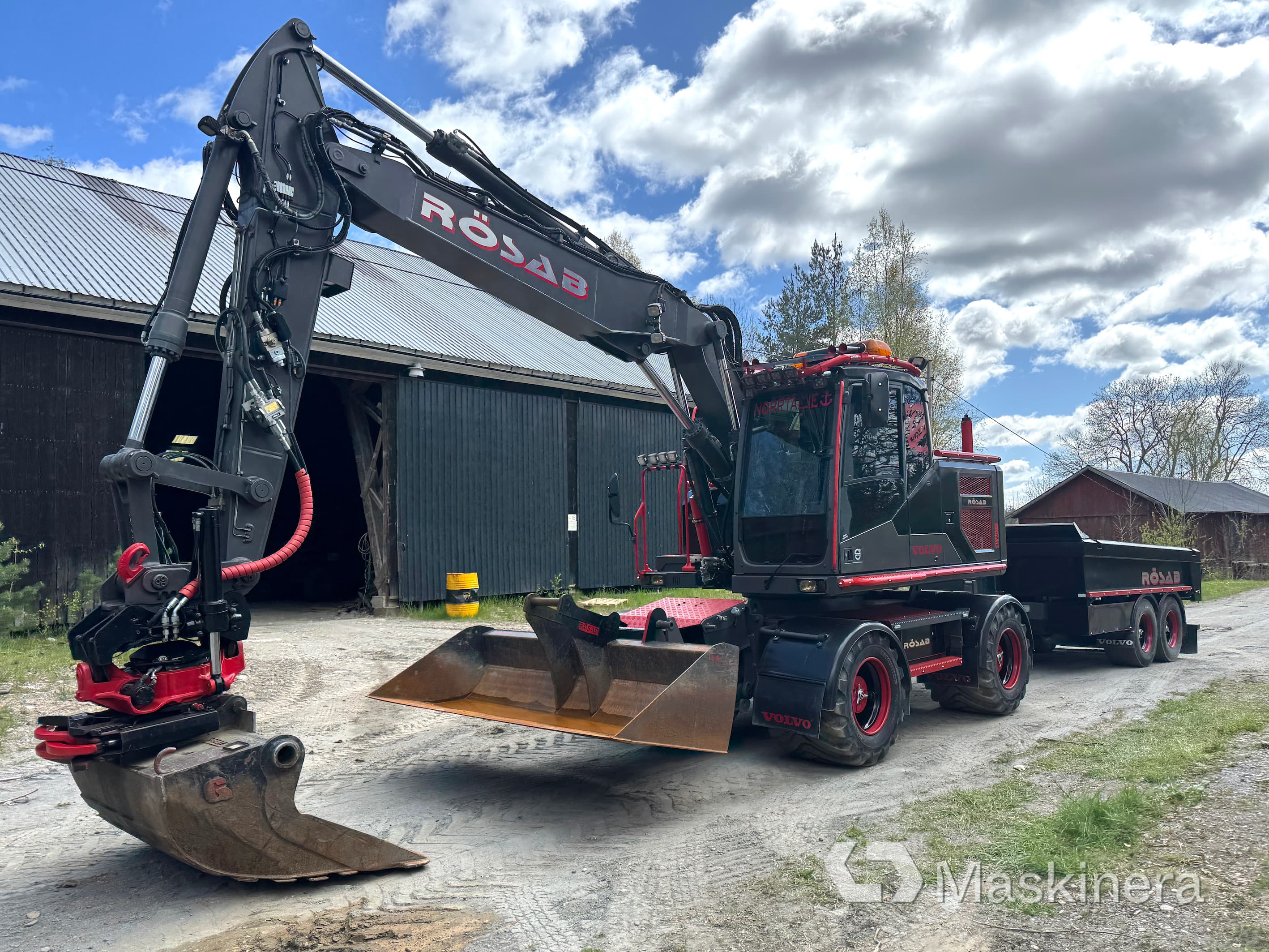 Hjulgrävare Volvo EW160E med kärra