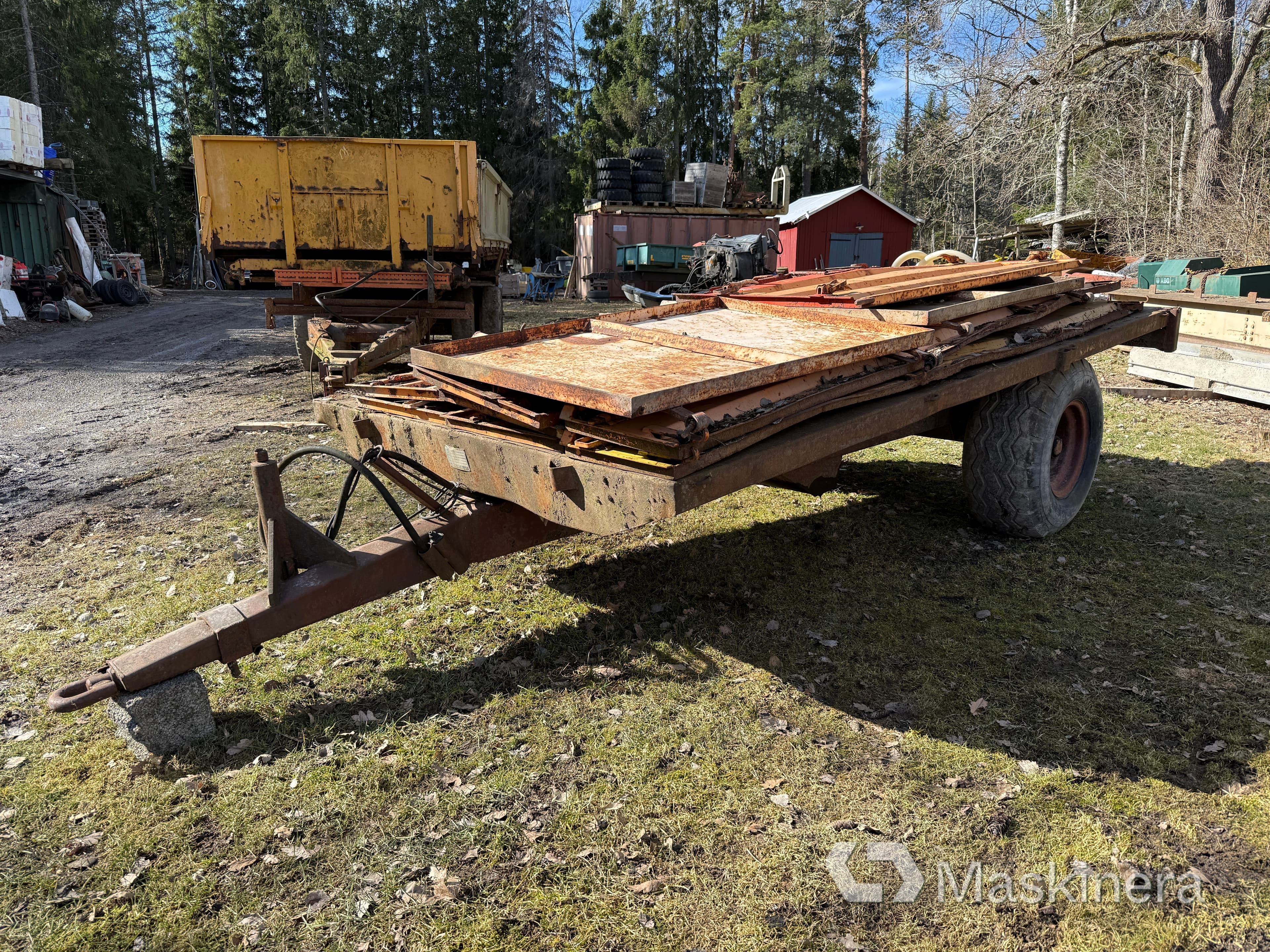 Traktorkärra med tipp