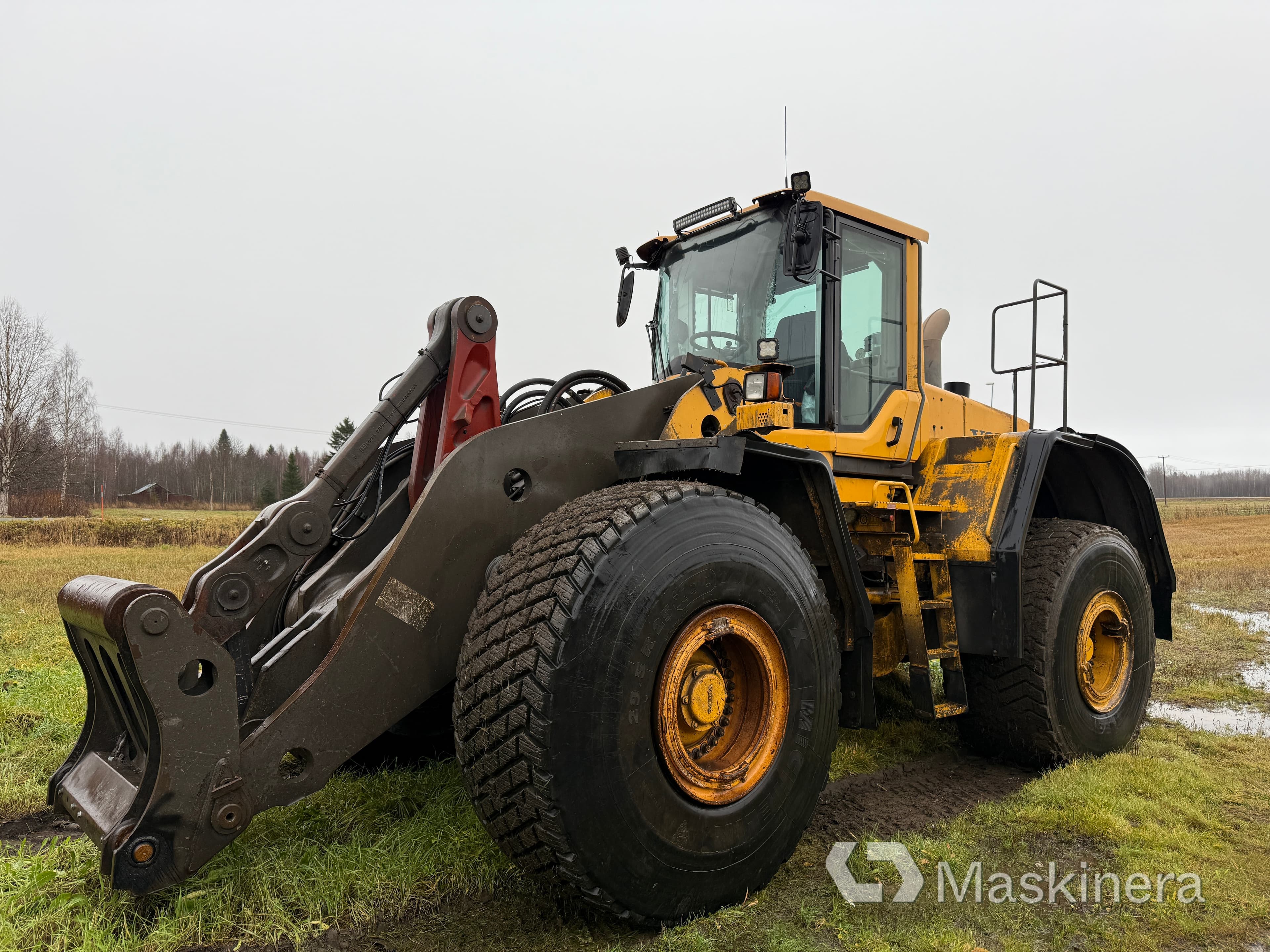 Hjullastare Volvo L220F & Lastarskopa