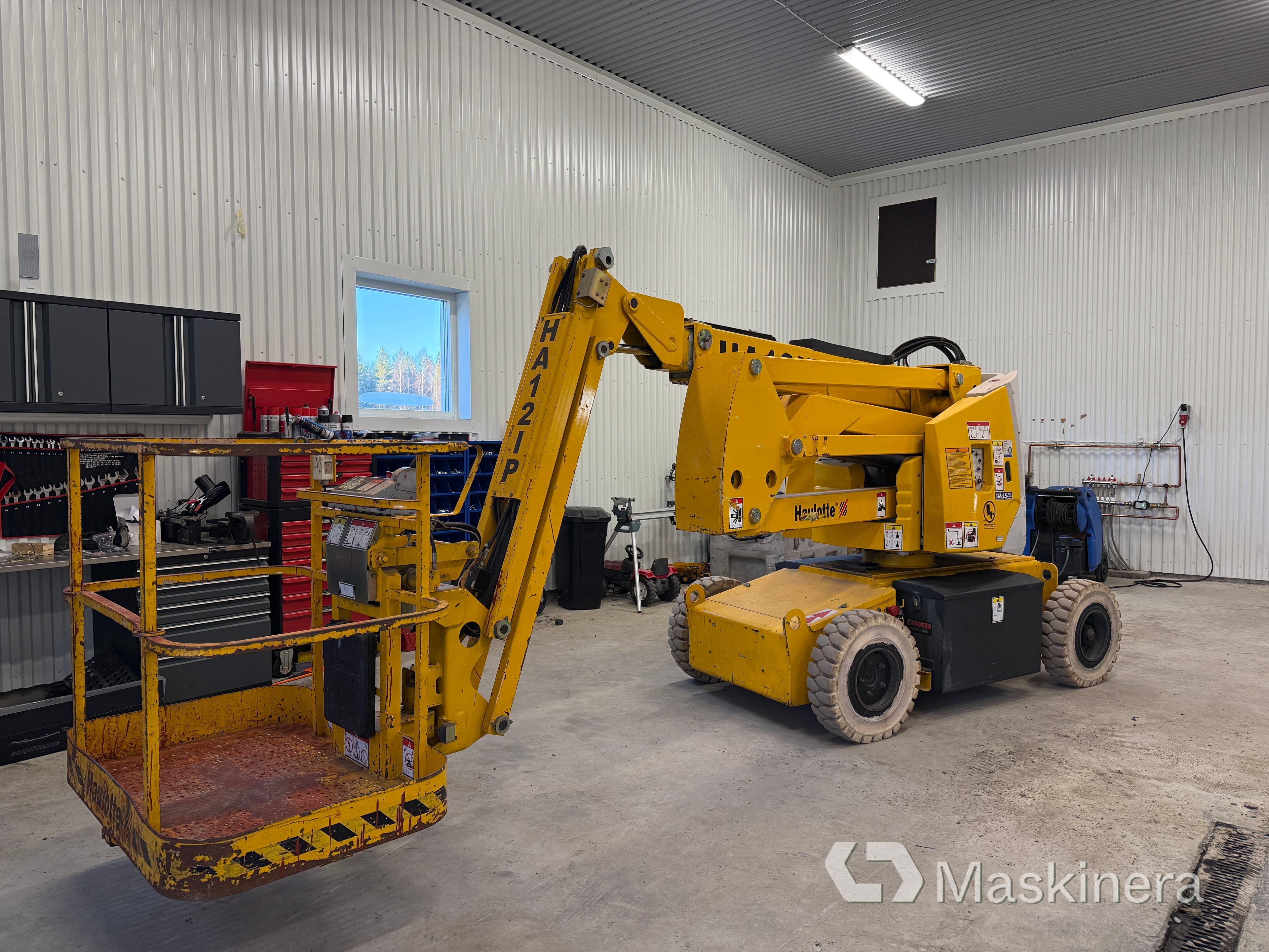 Bomlift Articule HA12IP