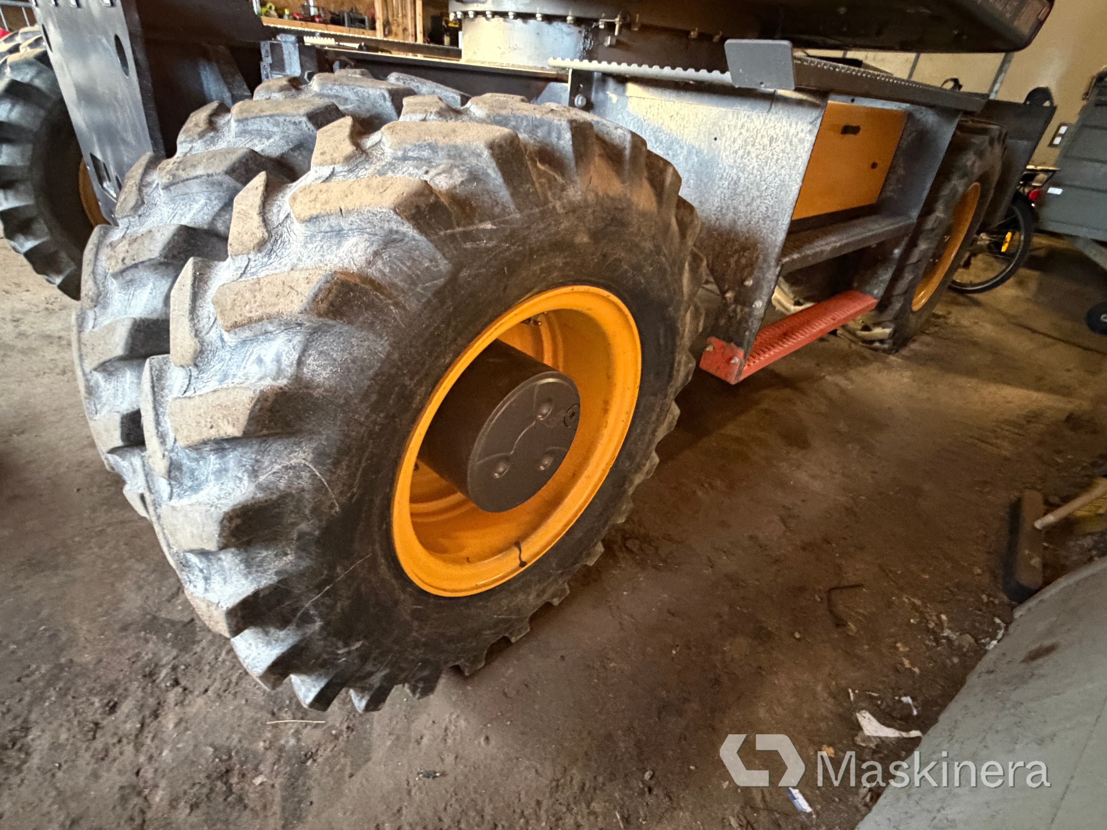 Dubbelmontage 10.00 - 20 till hjulgrävare 4 st