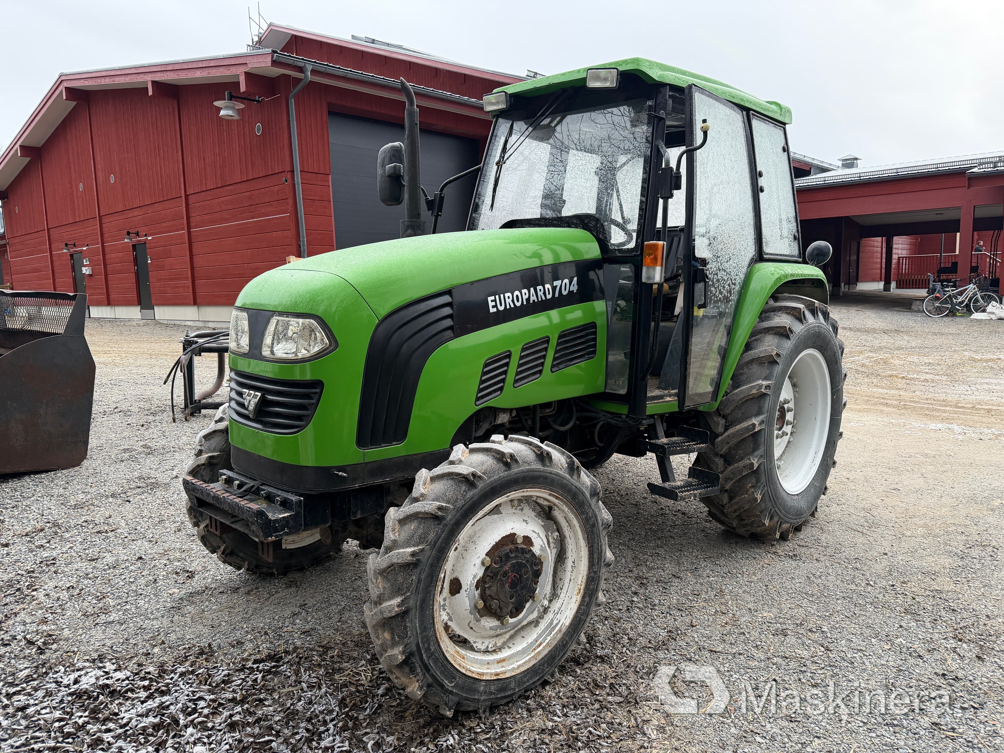 Traktor Foton Europard 704