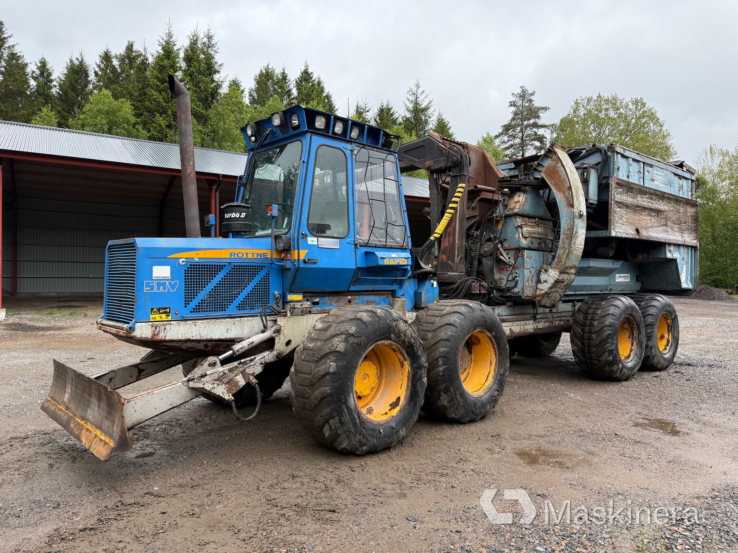 Skotare Rottne Smv-Rapid 8WD med flishugg Bruks 802 CT
