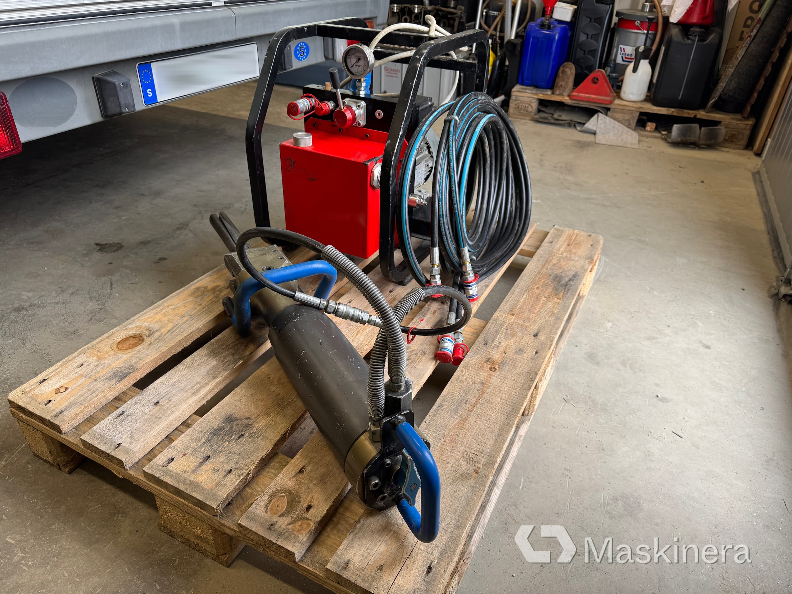 Stenspräckare Tehma SP400 med hydraulaggregat och slang