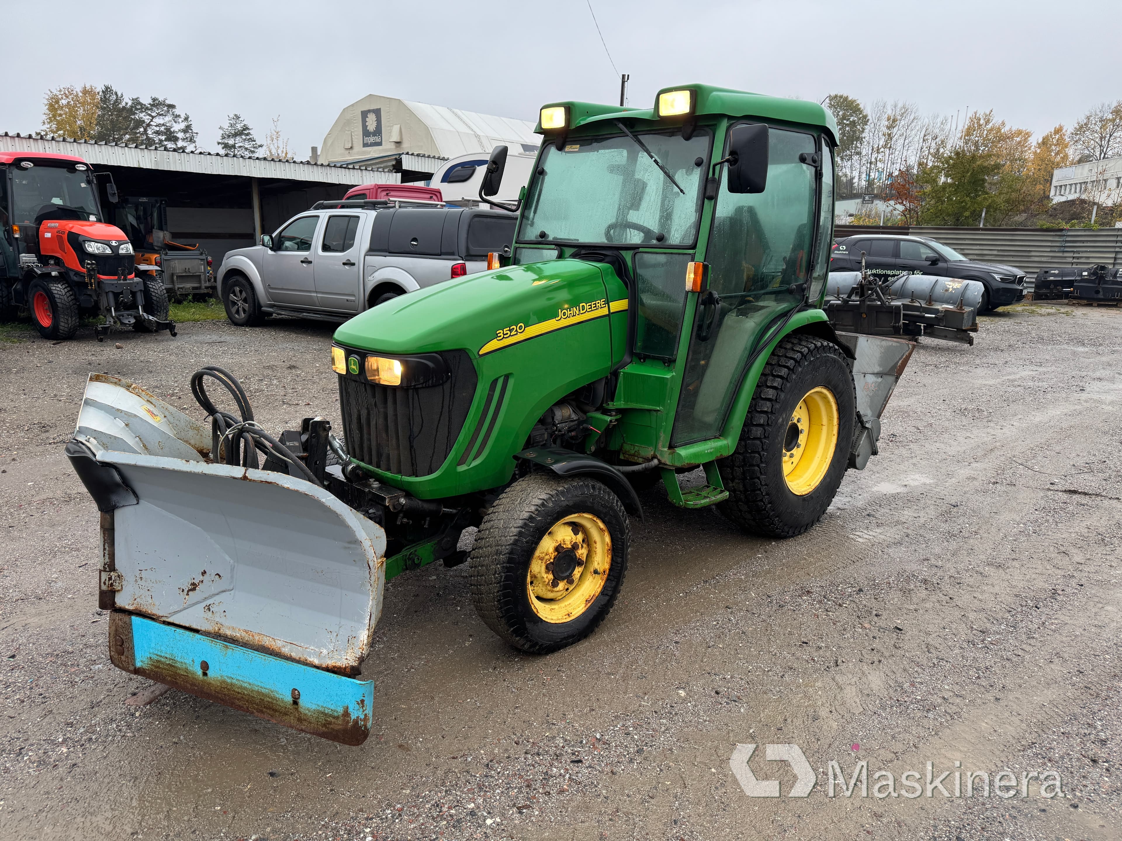 Kompakttraktor John Deere 3520