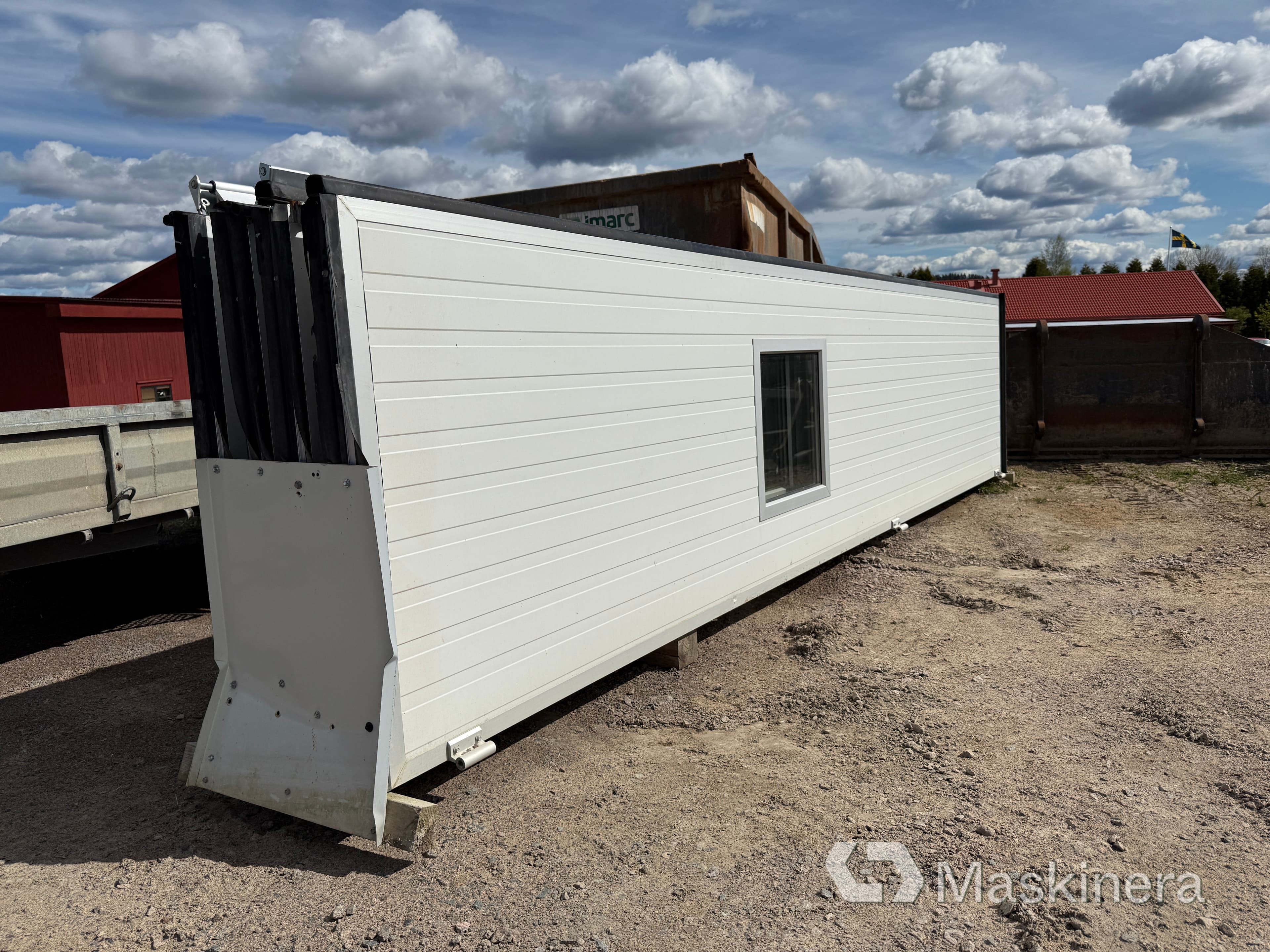 Vikport Ecolid 4-delad silver med en fönsterrad 4 x 4,5m