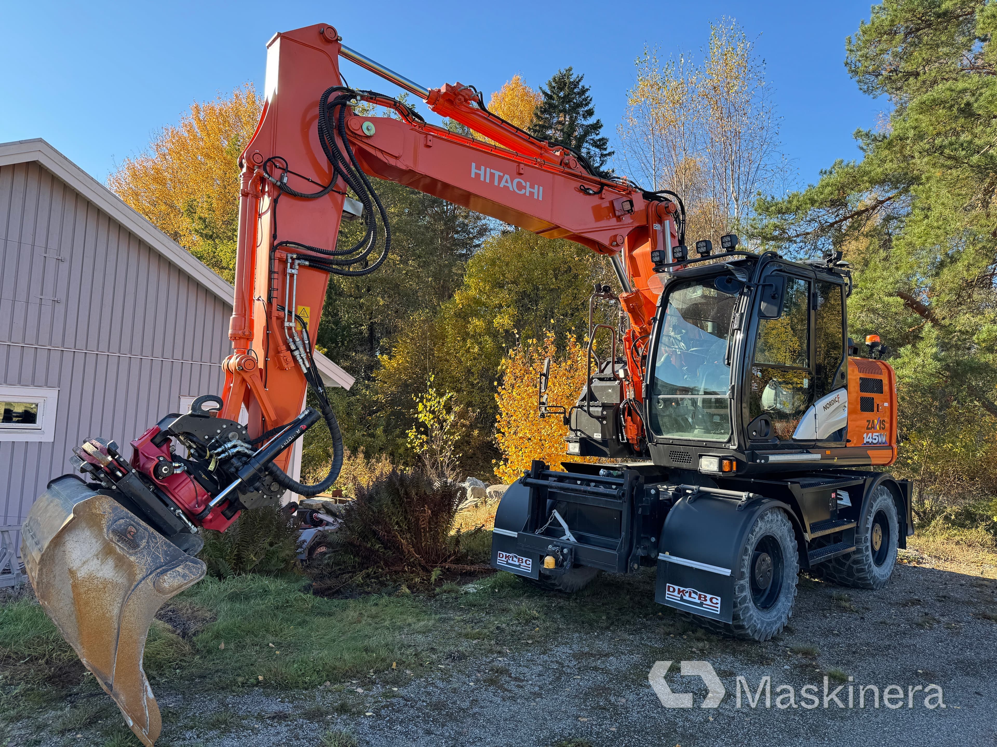 Hjulgrävare Hitachi ZX145W-6 med Möre Tippvagn