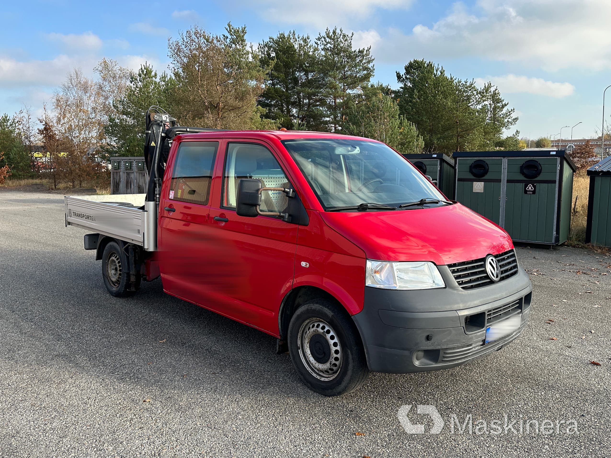 Flakbil Volkswagen Transporter T5 4wd + Kran