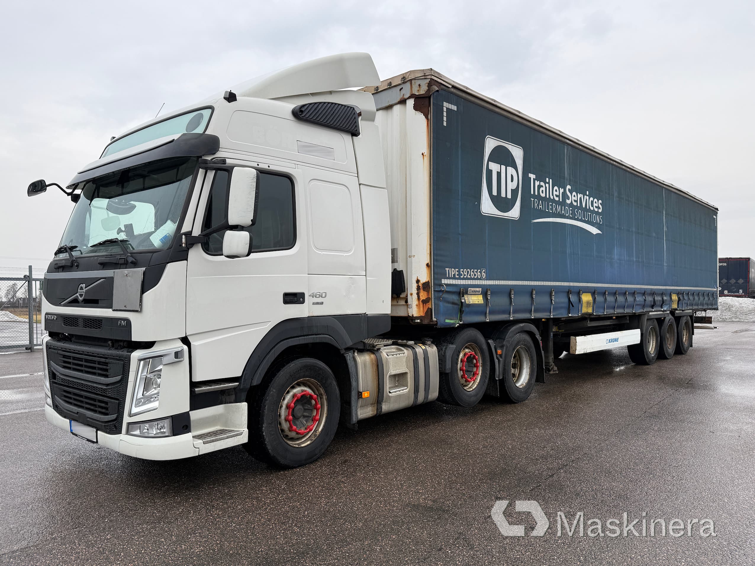 Dragbil Volvo FM 460 Euro 6 Med Kapelltrailer