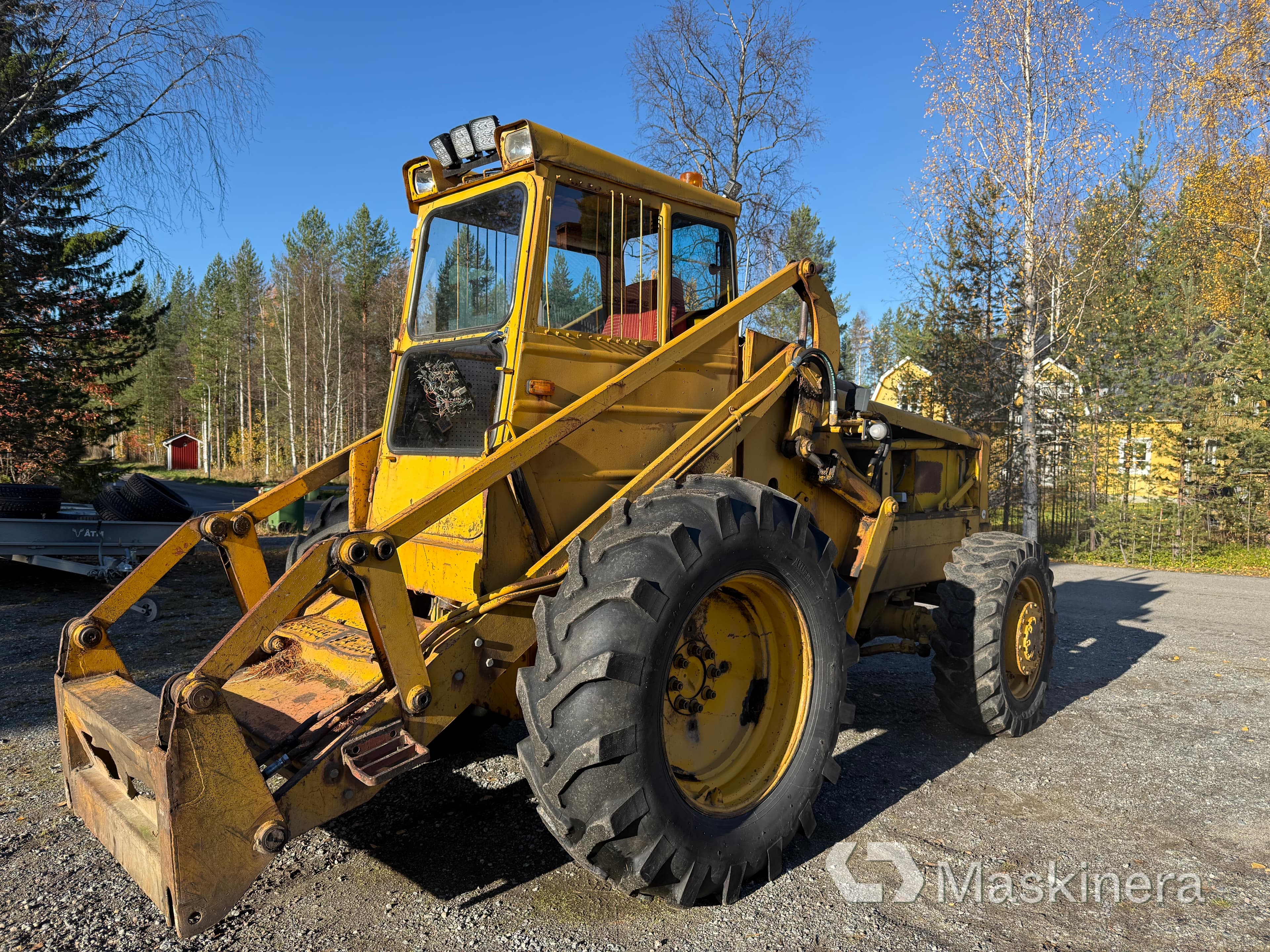 Baklastare Volvo BM 641