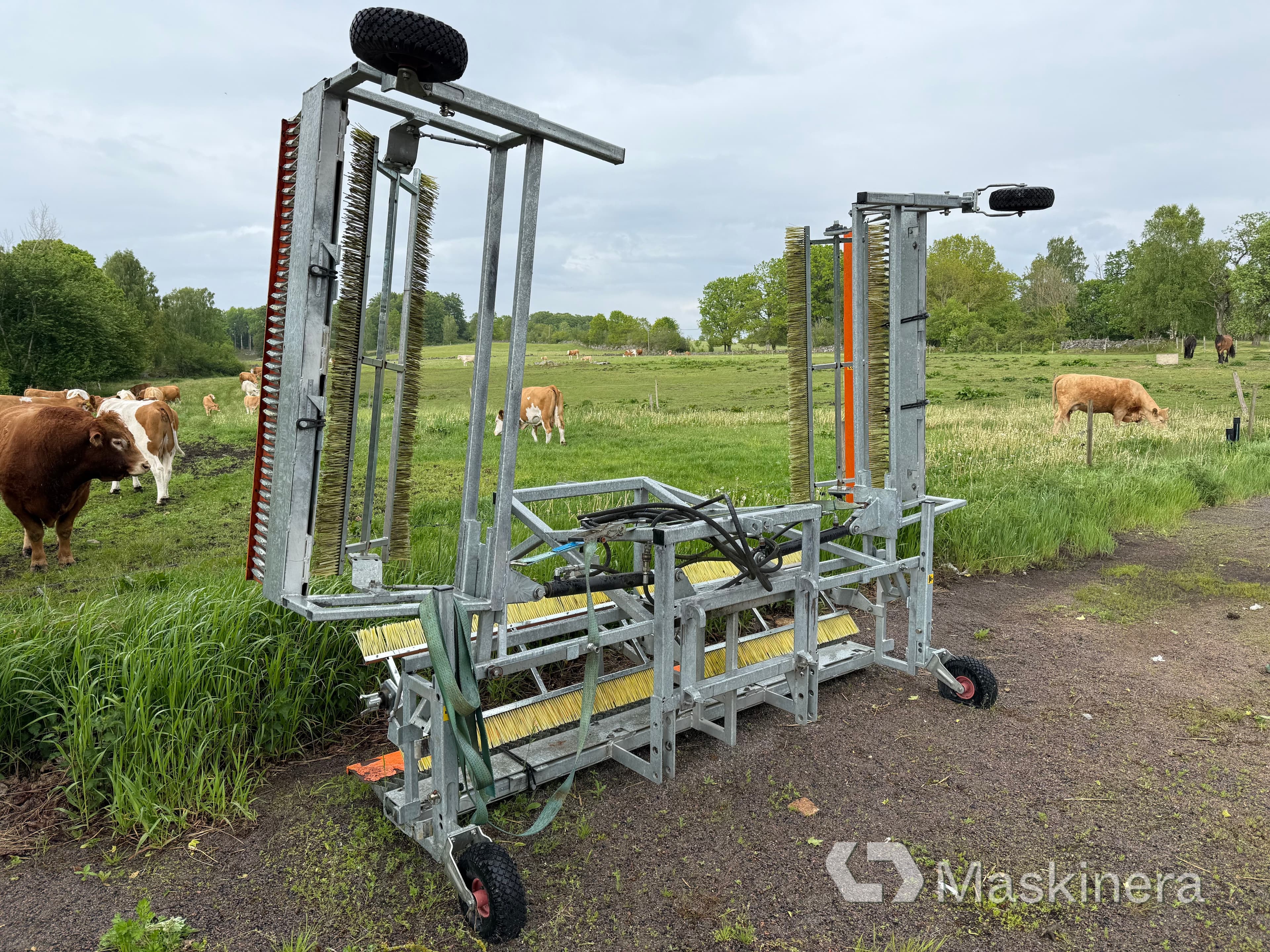 Tistelskärare Combcat 6002