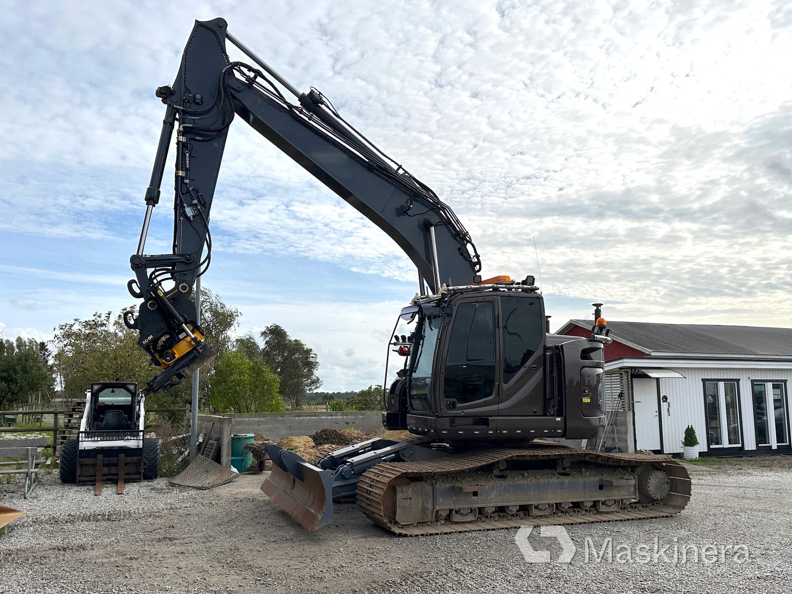 Grävmaskin Kobelco SK270SRNLC-5