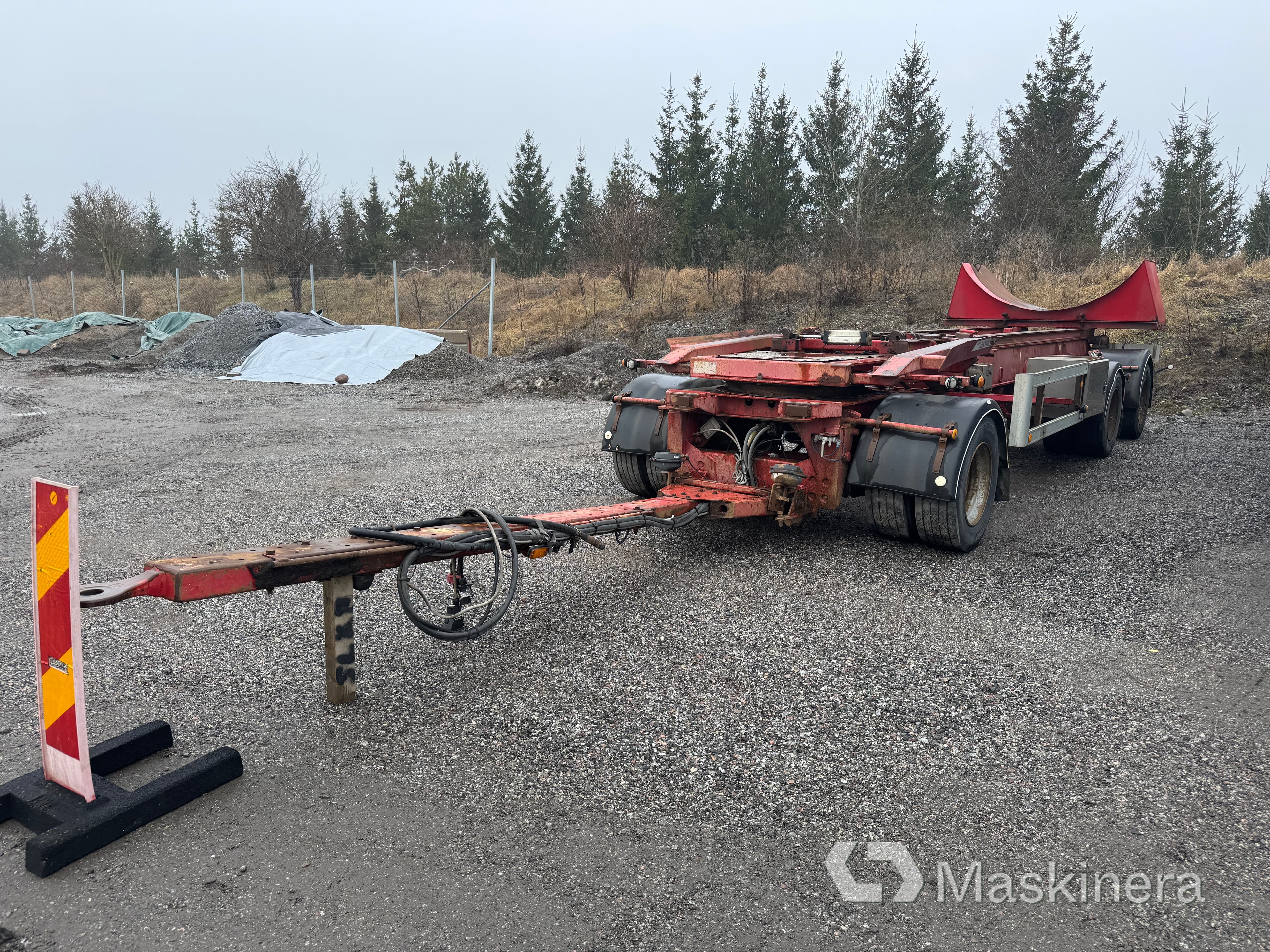 Lastväxlartrailer 3 axlad Roadex LVS29