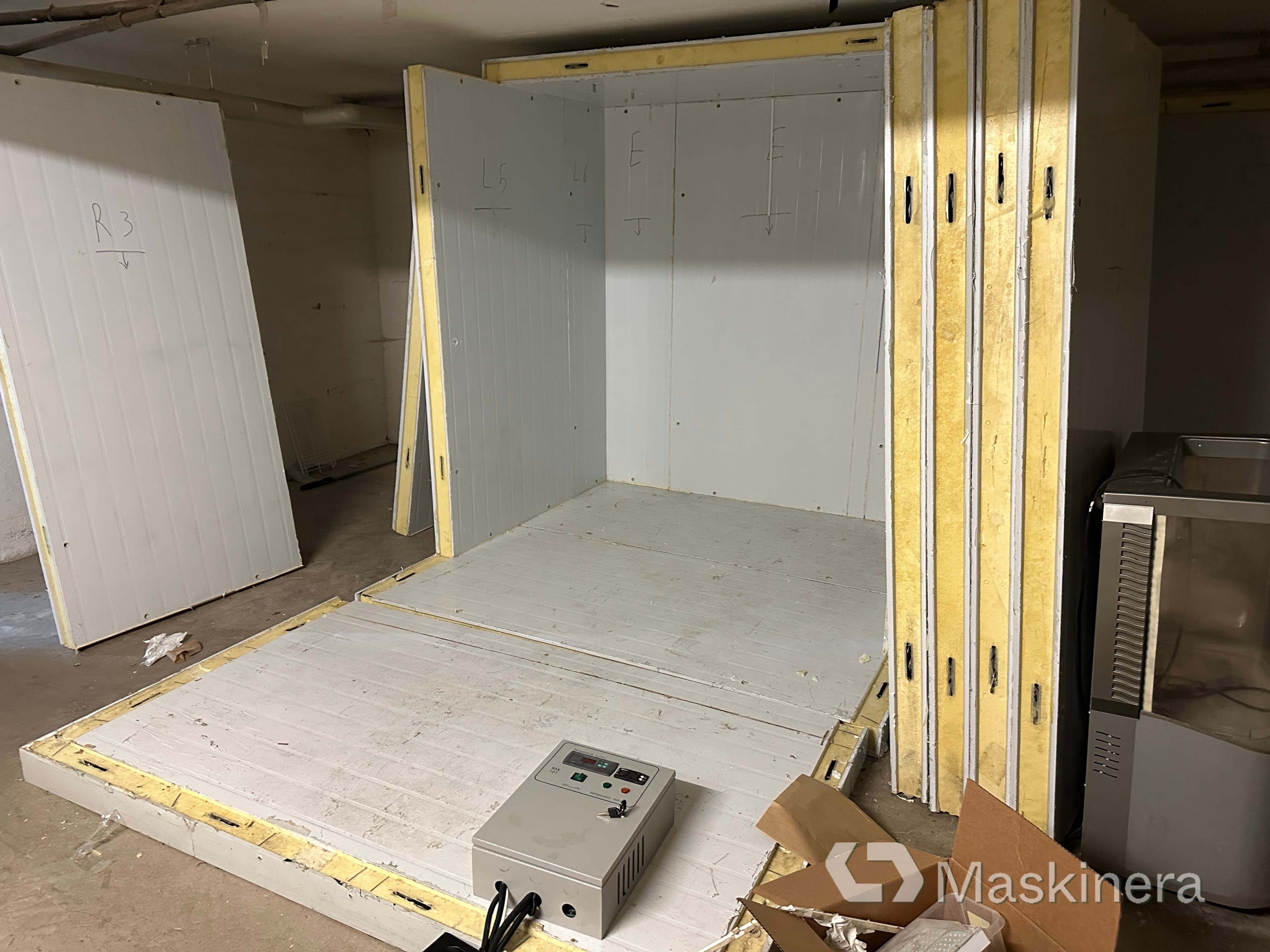 Kylrum 2x5 meter demonterbart
