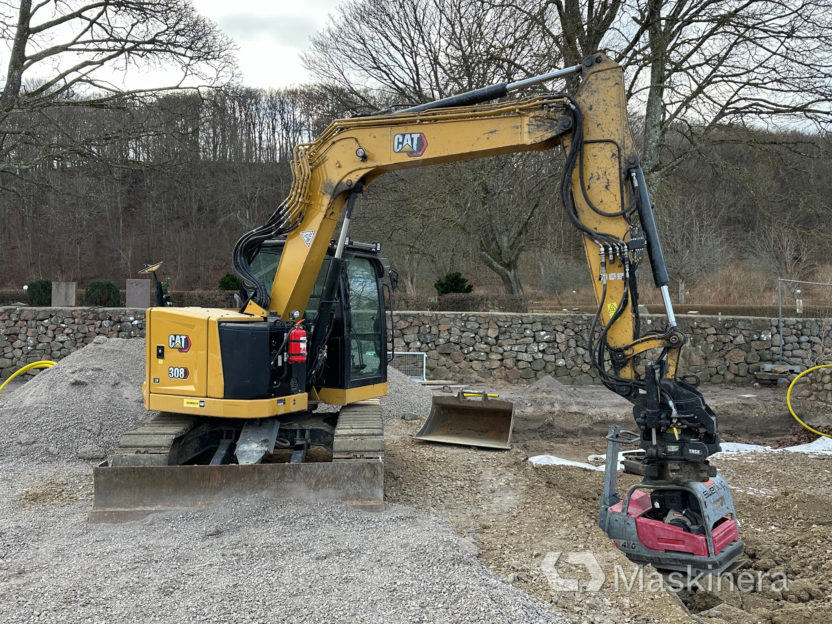 Grävmaskin CAT 308 CR Next Gen + 5 redskap