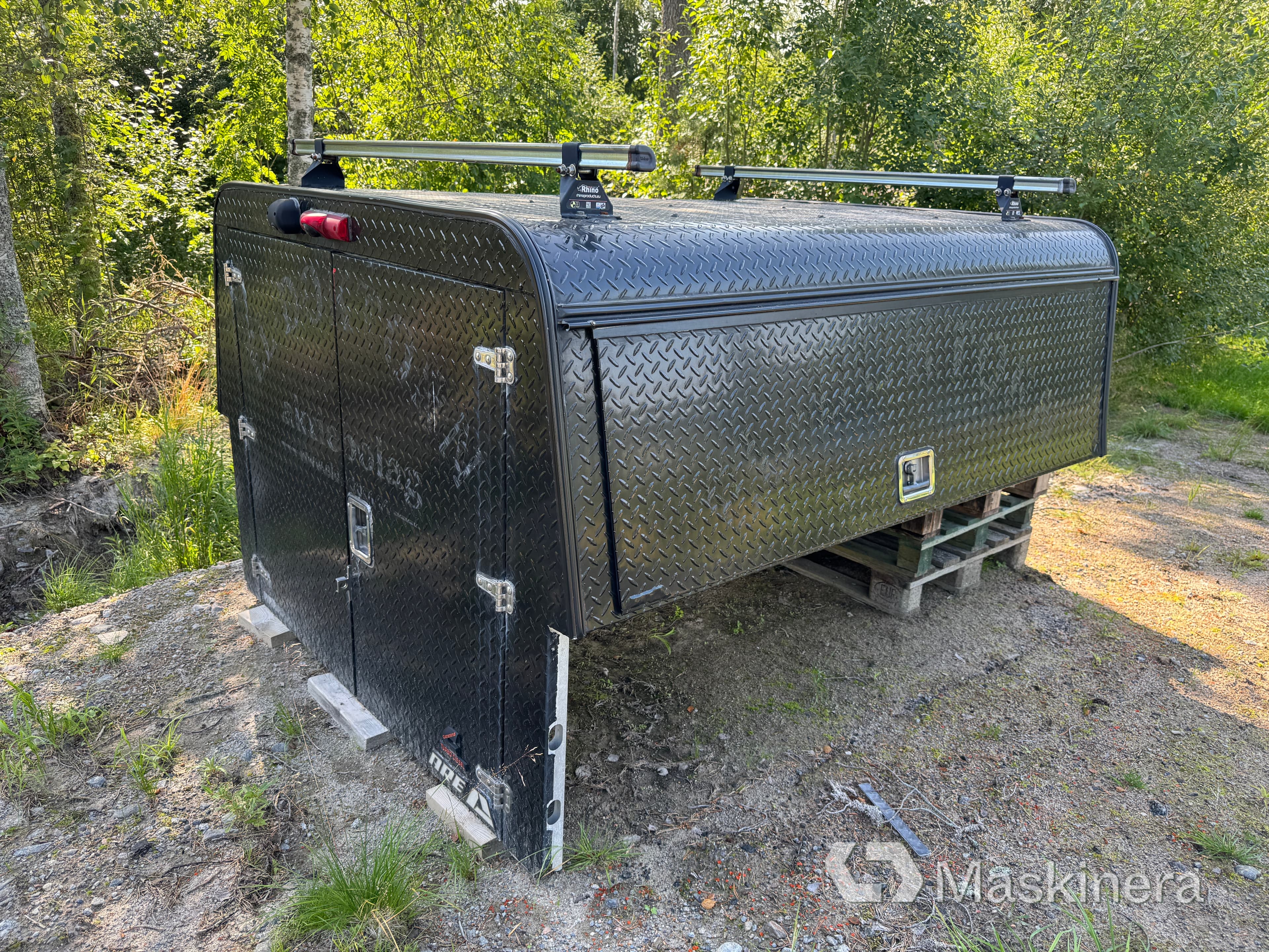 A.R.E aluminiumkåpa till pickup