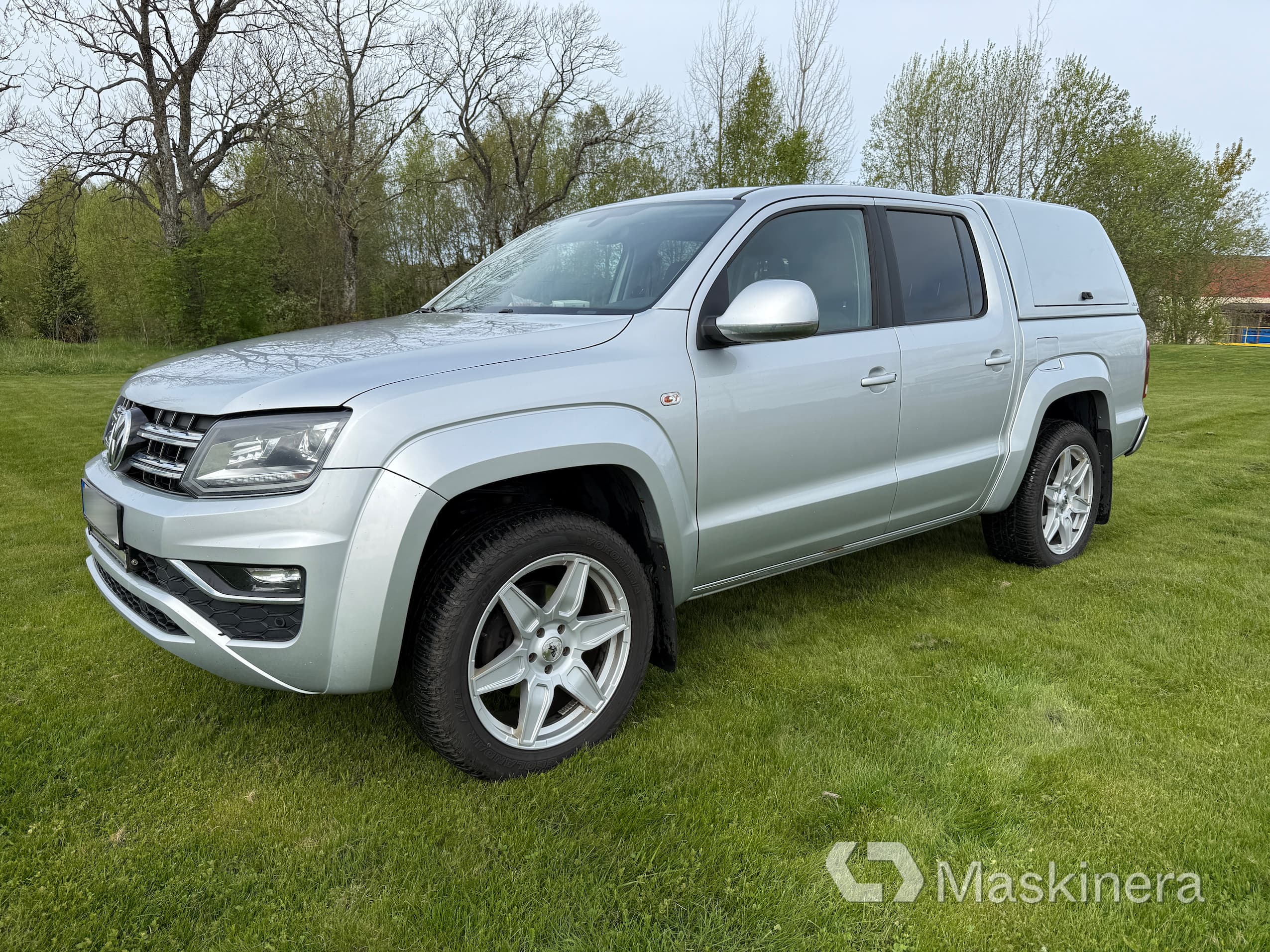 Pickup Volkswagen Amarok highline med kåpa