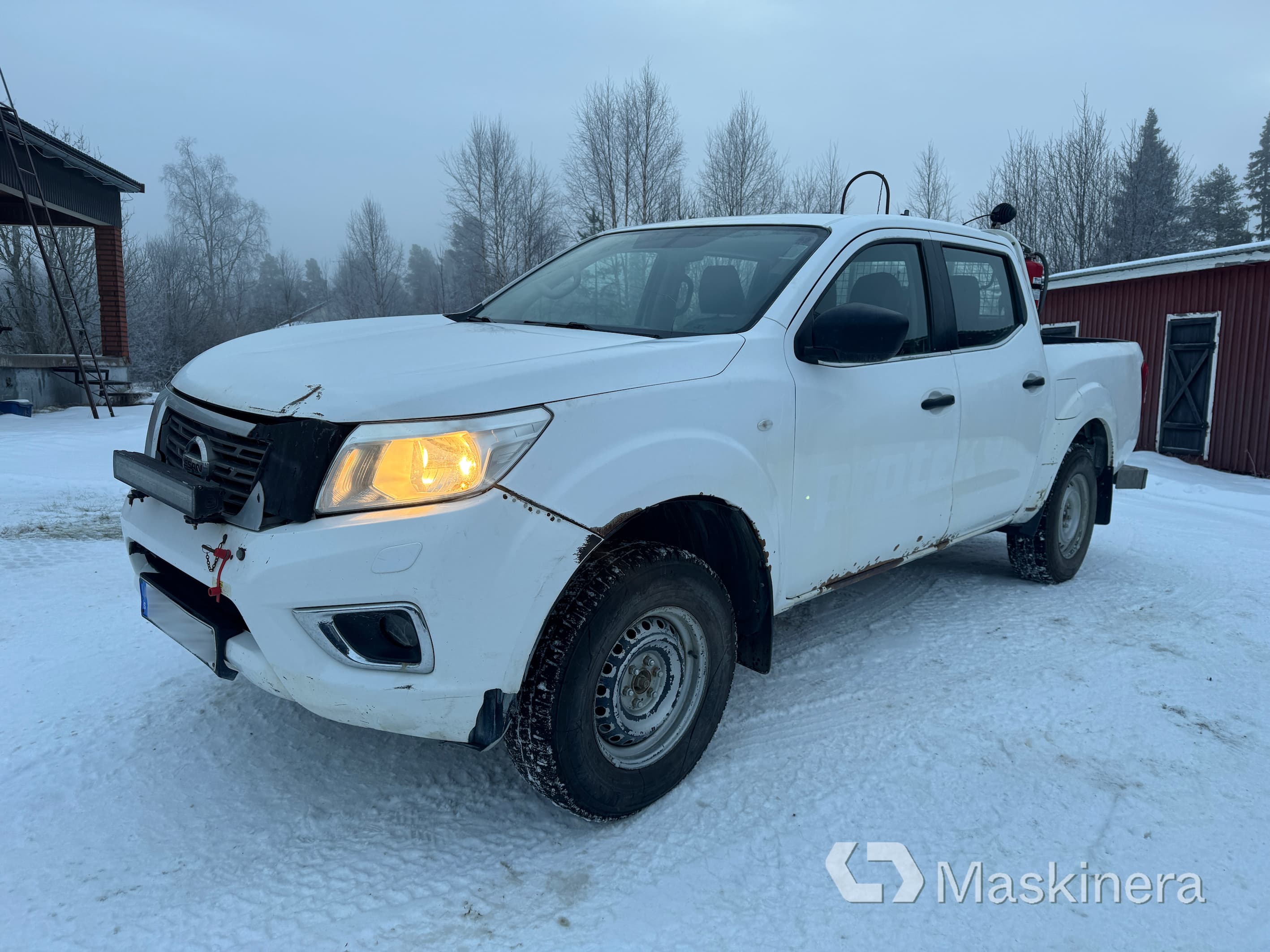 Pickup Nissan Navara med dubbelhytt