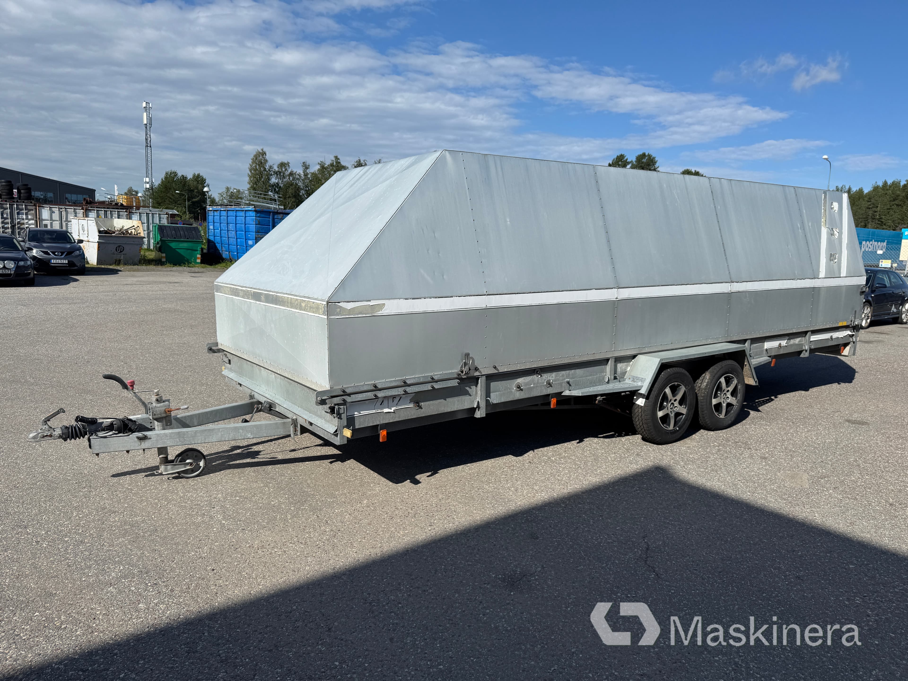Släpvagn 4P TIAB 6521/20 med kåpa