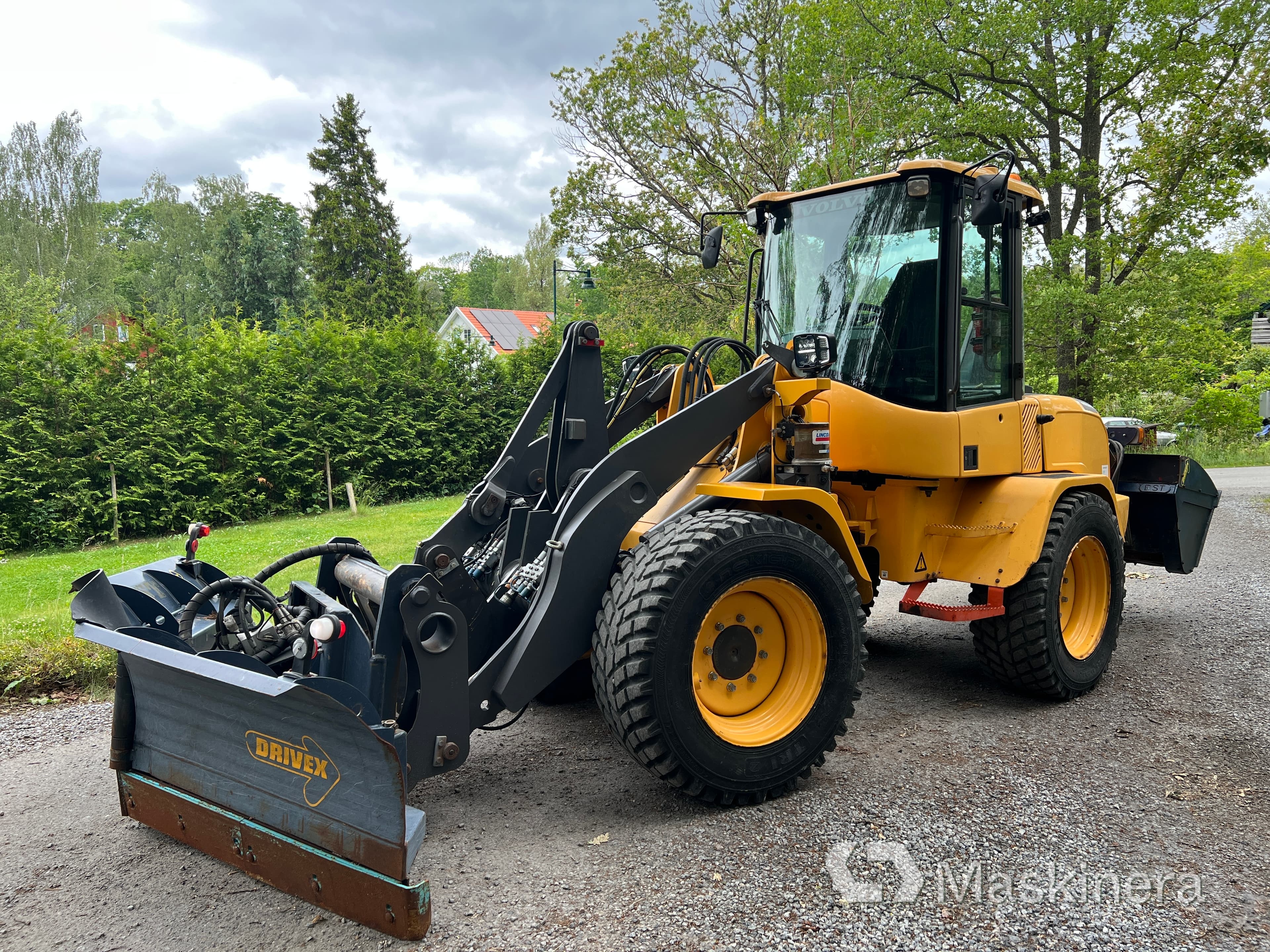 Hjullastare Volvo L35G med tillbehör