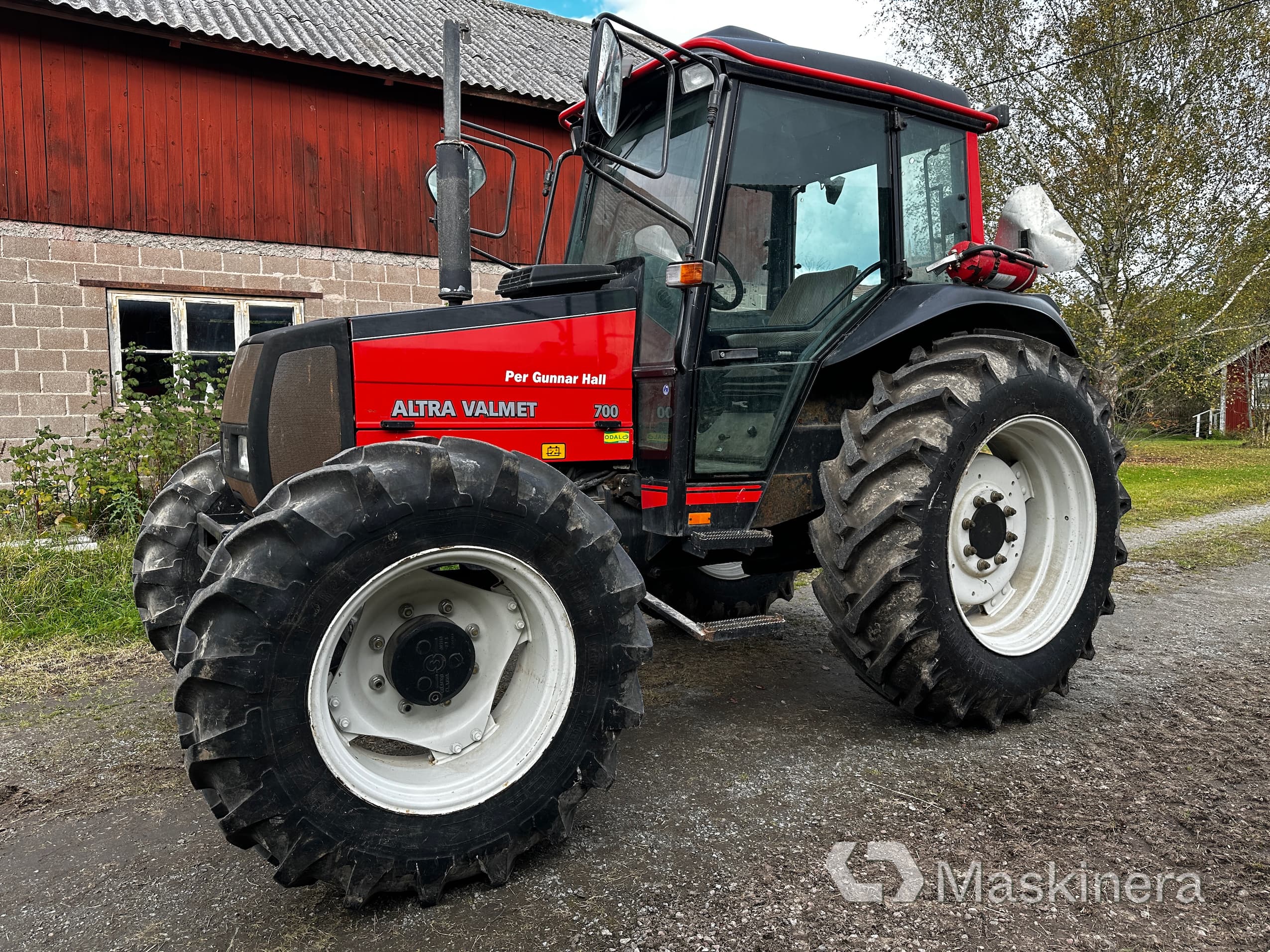 Traktor Valmet 700
