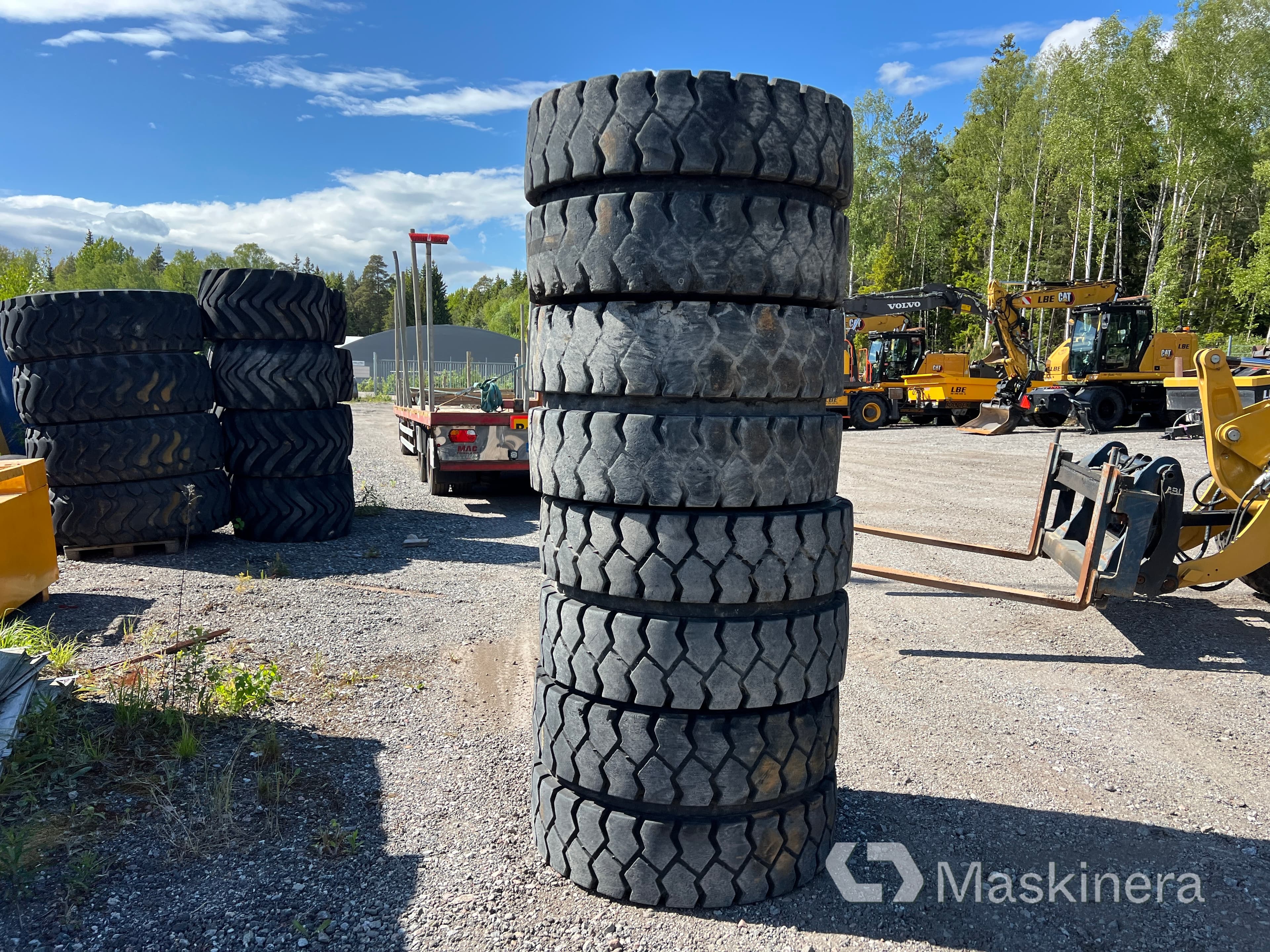 Däck med fälg Dubbelmontage Trelleborg 10.00-20