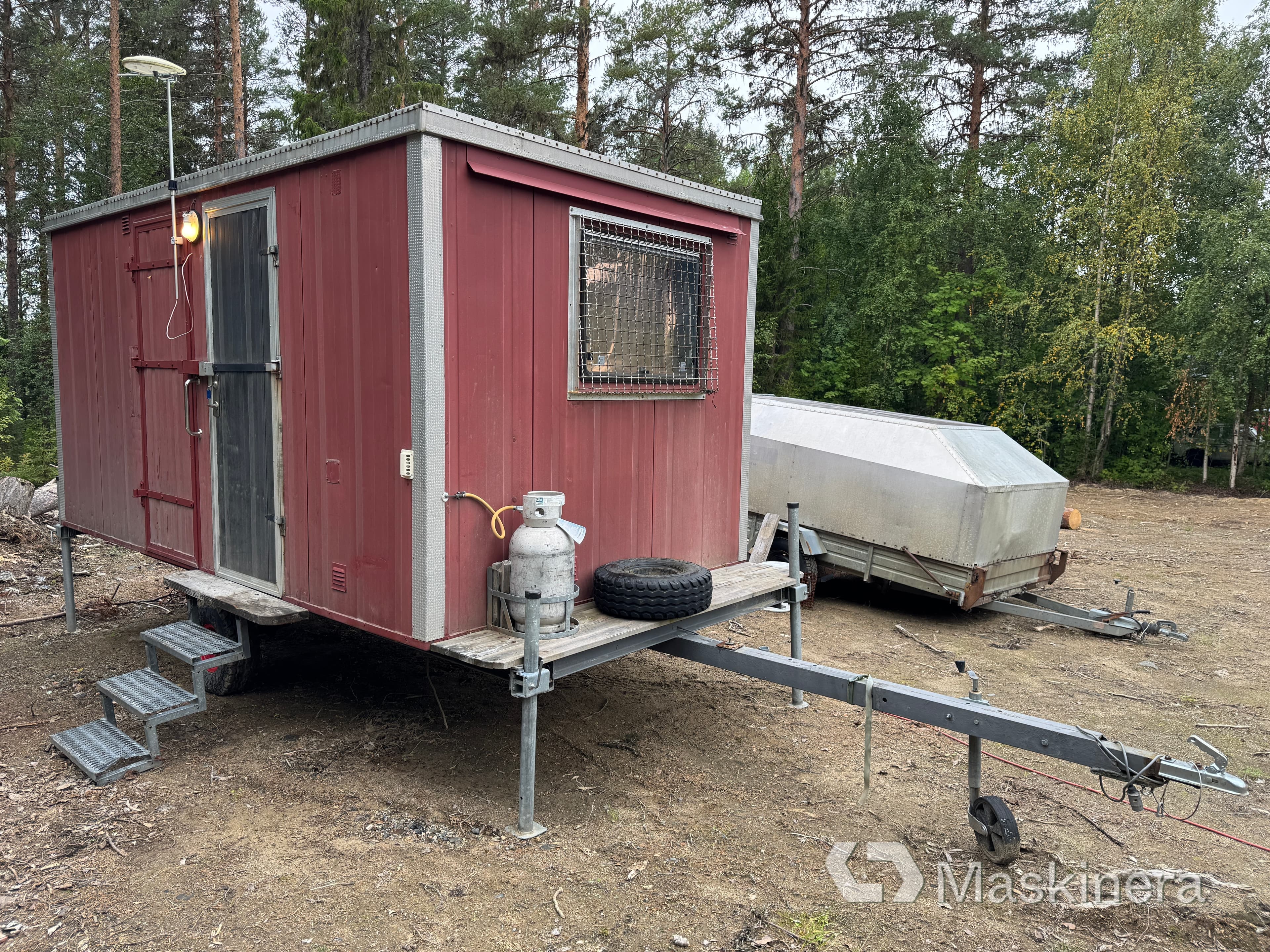 Bostadsvagn med dieselkamin