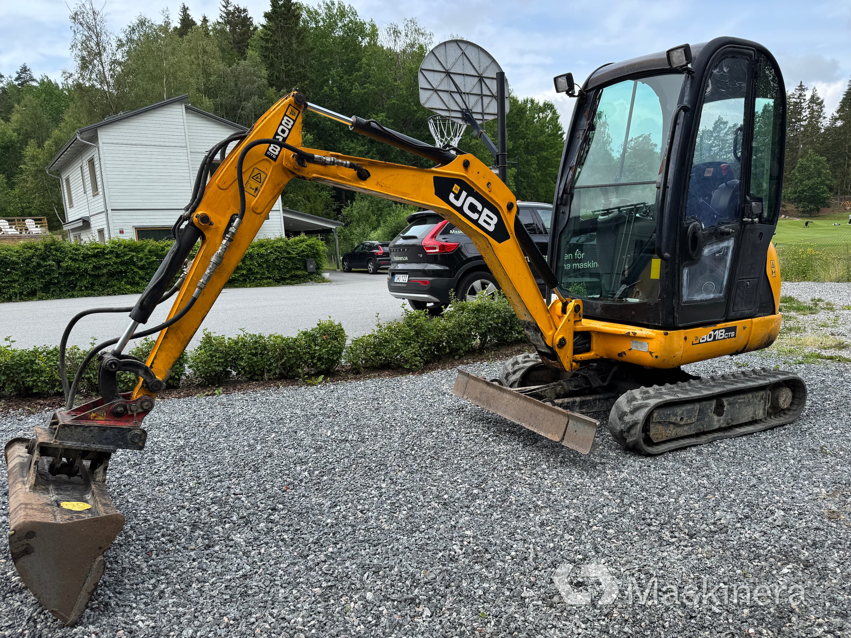 Grävmaskin JCB 8018cts
