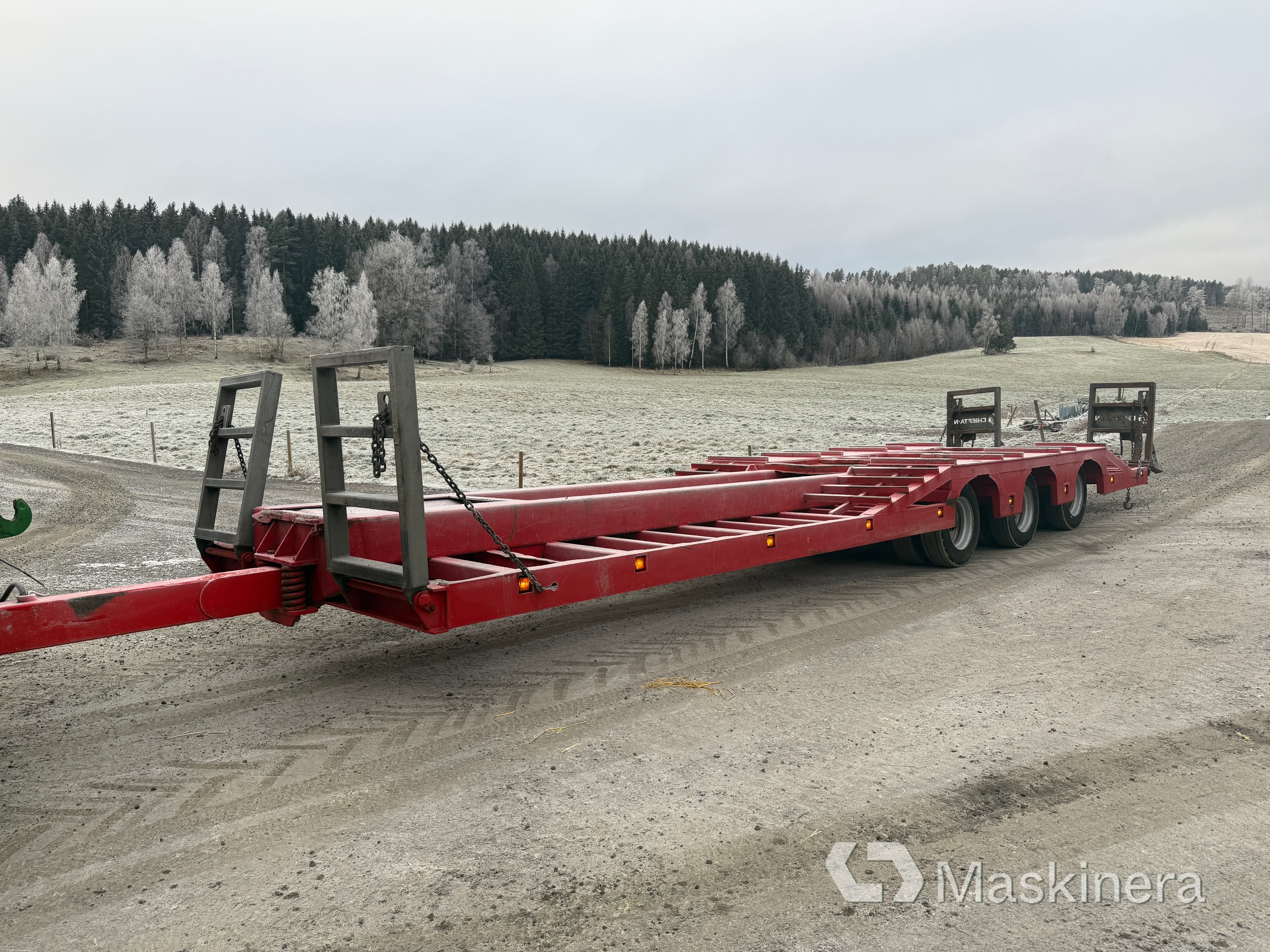 Maskintrailer till traktor Chieftain