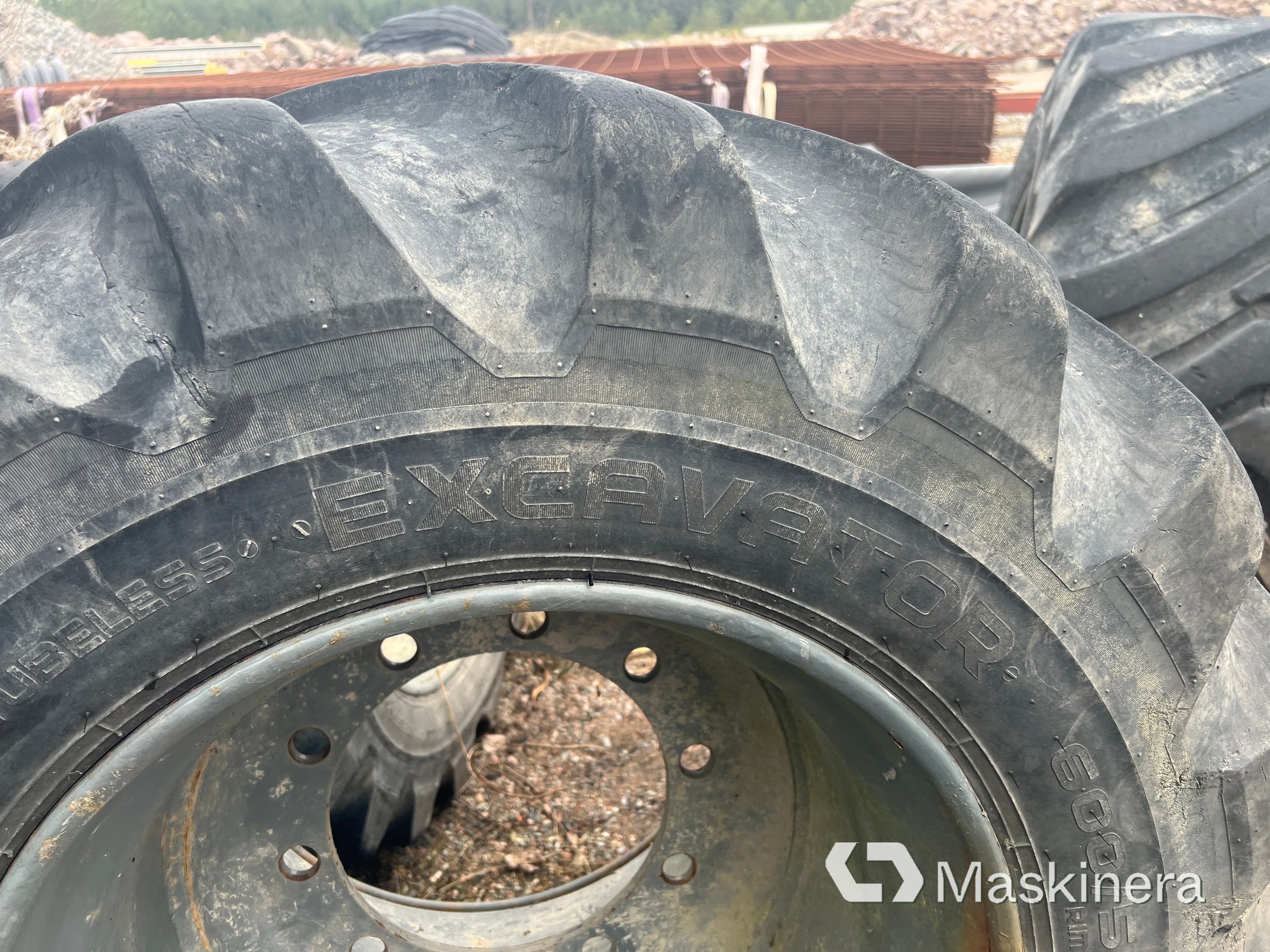 2st Twindäck på fälg Nokian 600/50-22.5