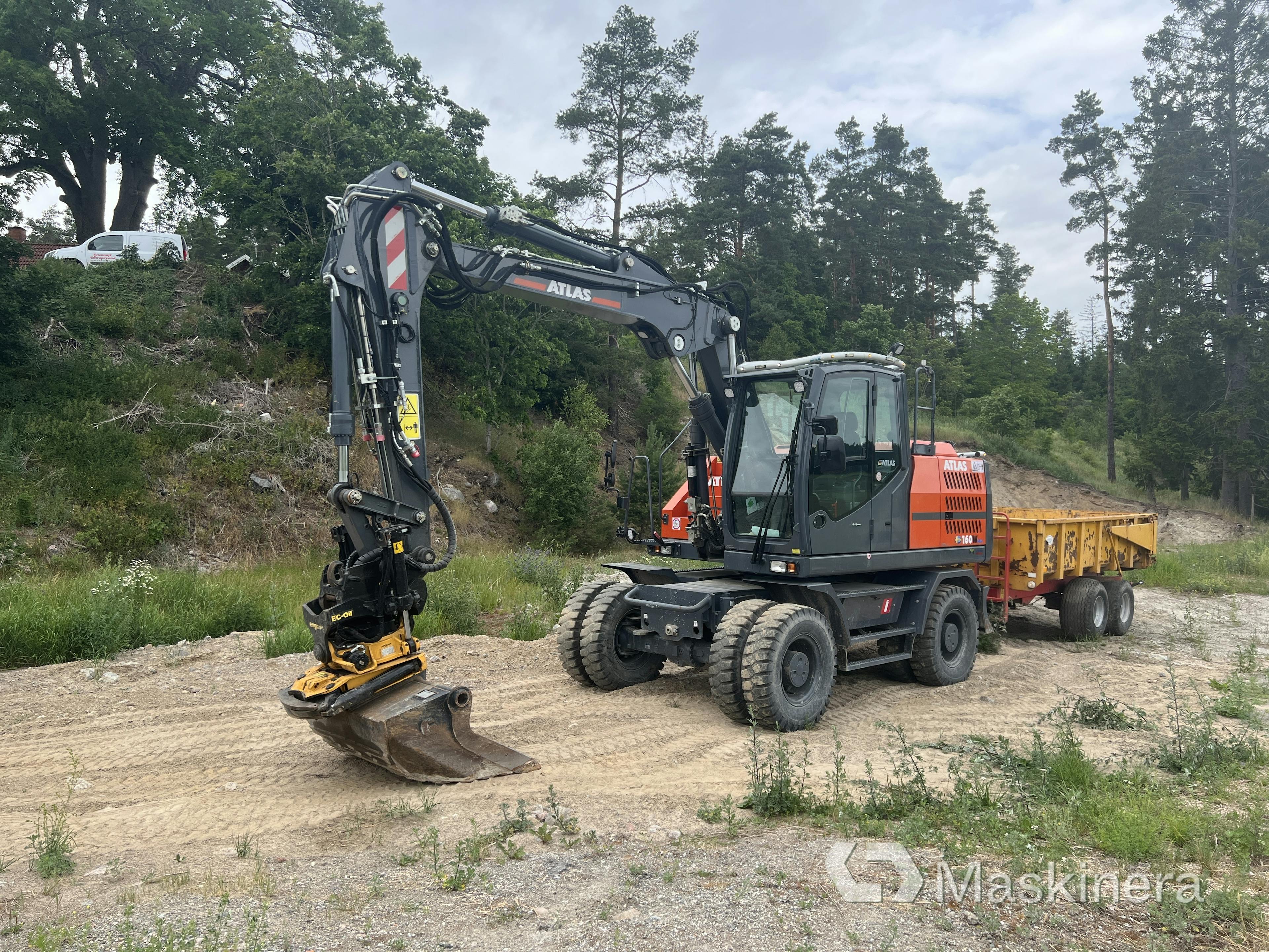 Hjulgrävare Atlas 160 W med grävsystem, dumpervagn & skoppaket