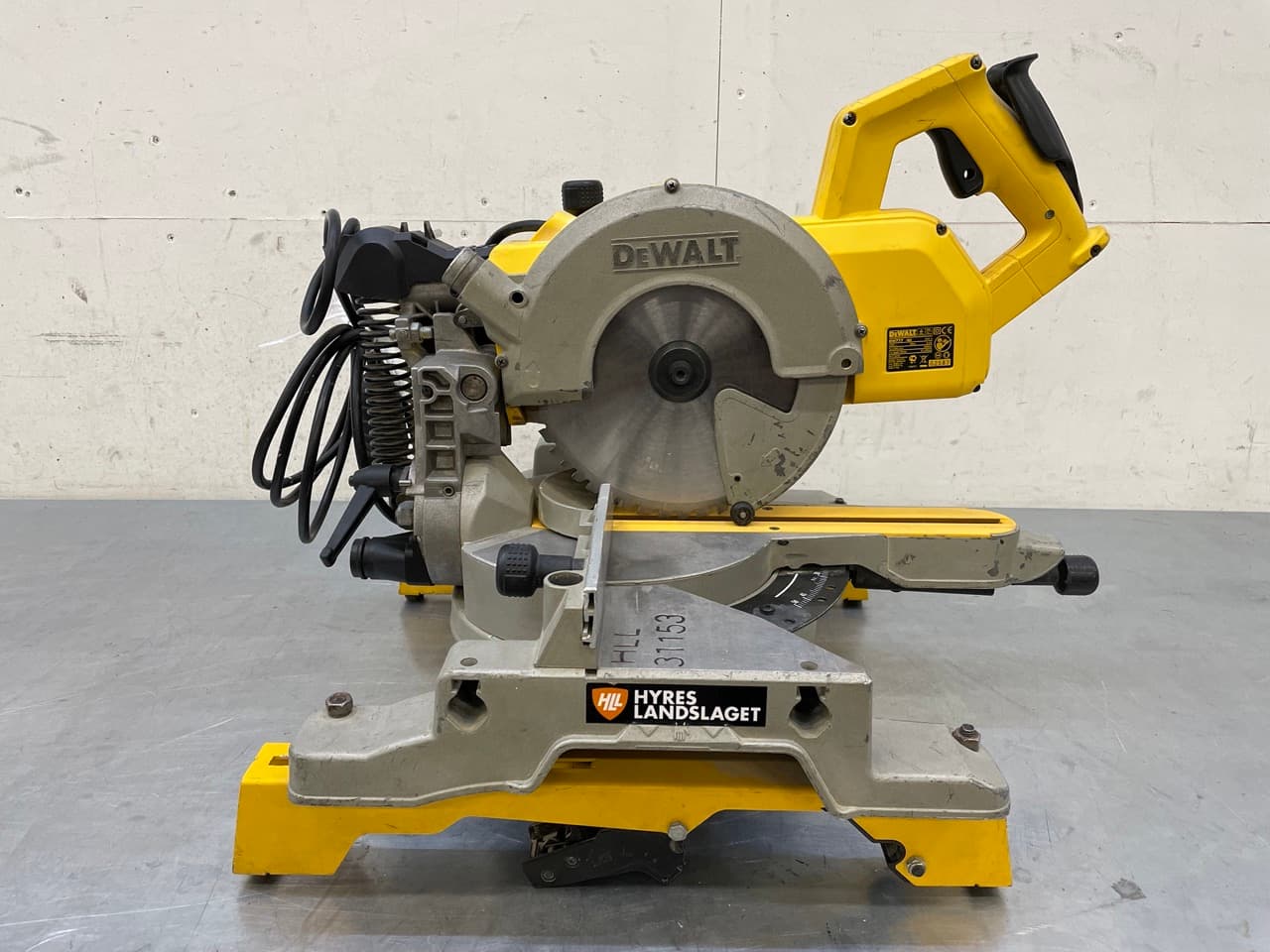 Kap & Gersåg DeWalt DW 777